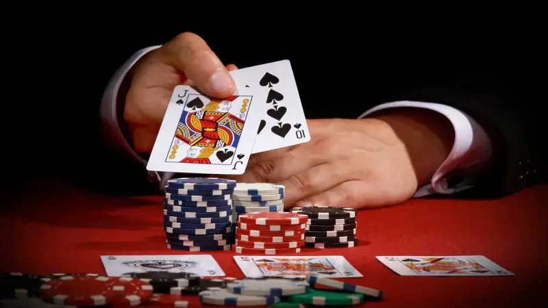 Chiến thuật chơi Poker dành cho người mới